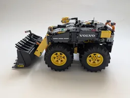 42081 Model C - Autonomous Compact Loader