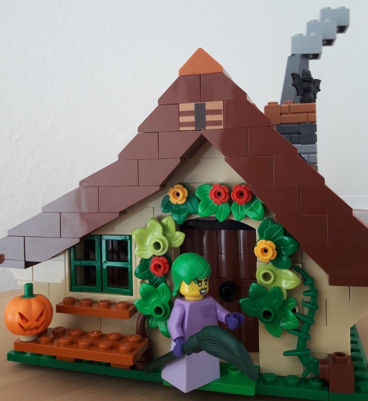 Lego Witch's Kitchen