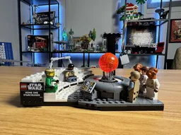 Midi Scale Home Home - Death Star Briefing Room