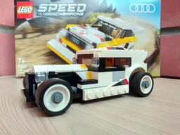 76897 Old Car