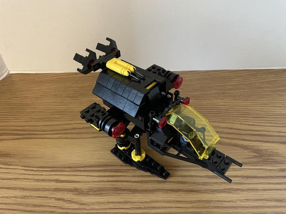 Lego Blacktron Alienator remake