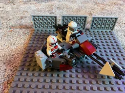 Clone speeder with side car