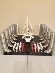 Return of the Jedi Diorama: The Emperor Arrives - Shuttle Bay of the Death Star