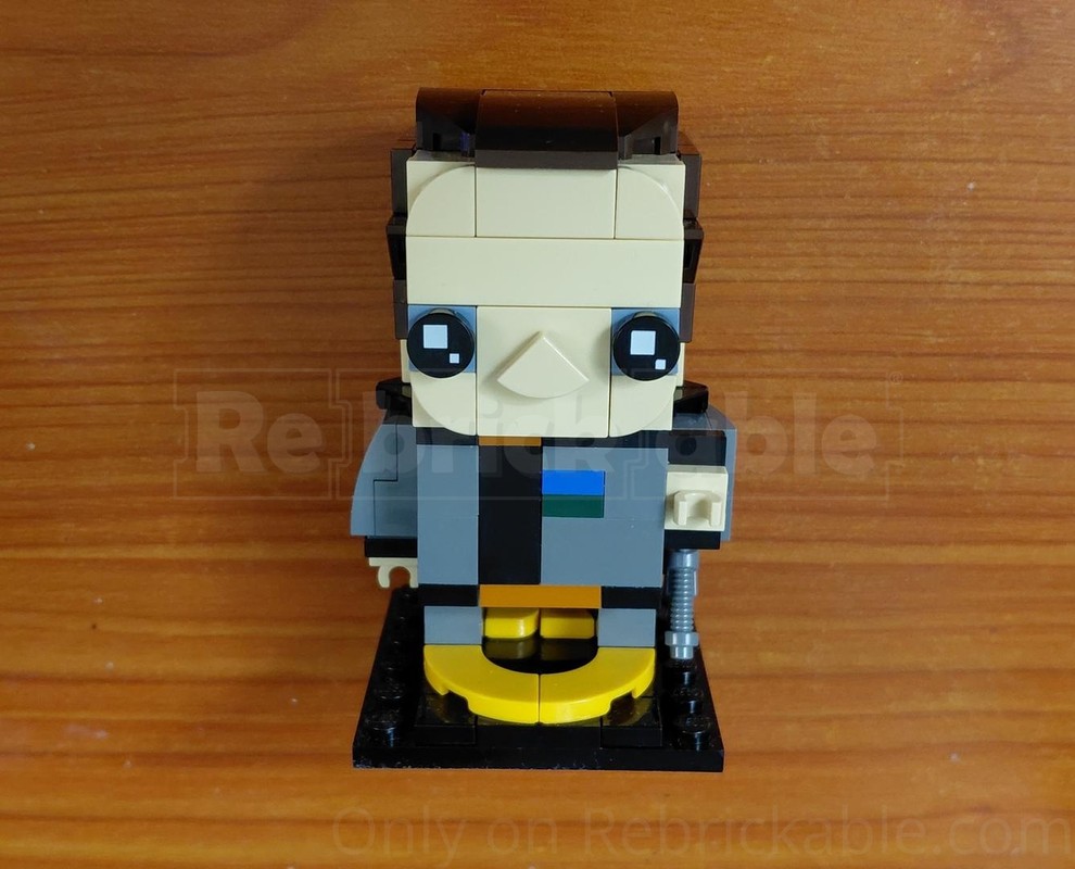 Lego Babylon 5 Michael Garibaldi Brickheadz