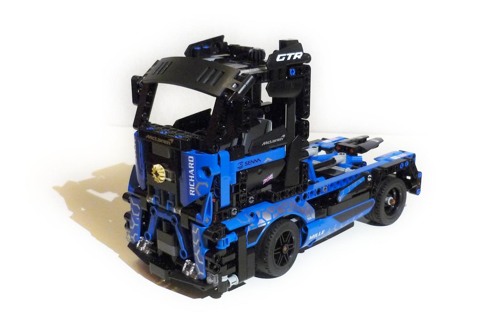 Lego 42123 European Truck