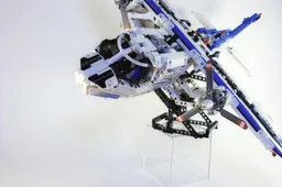 Cargo Plane (42025) Stand