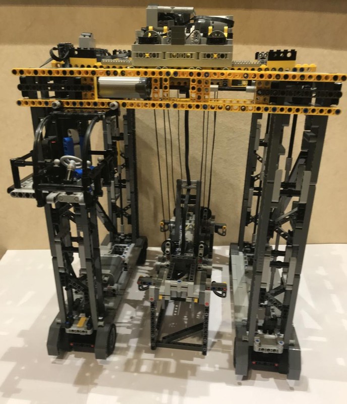 Lego Container bridge remote controlled