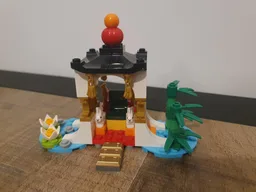 40605 Rabbit Throne