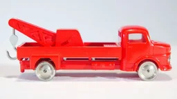 HO Scale Mercedes Tow Truck