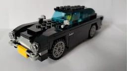 Aston DB5 with bulletproof screen function