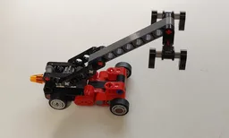 30655 Reach stacker