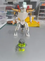 White Lizard Mech