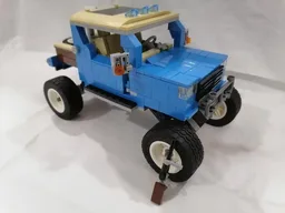 10252 Off Road Car