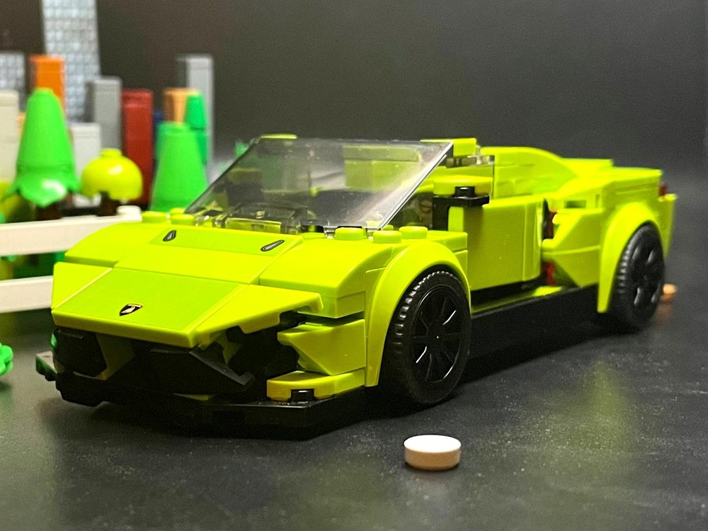Lego 2017 Raging Bull Huracan Spyder - Lime - 8 Stud Speed Champions