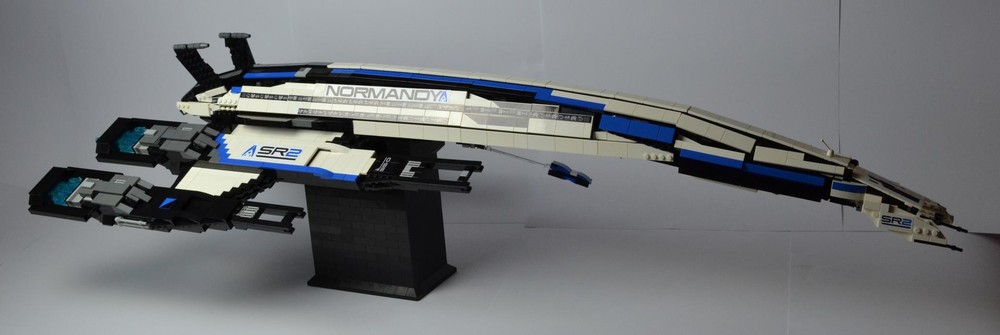 Lego Mass Effect 3 Normandy SR-2