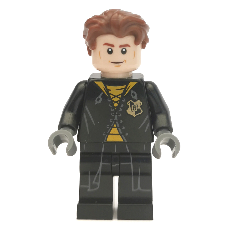 Lego Cedric Diggory, Long Black Robe over Yellow Shirt, Shirt Tails