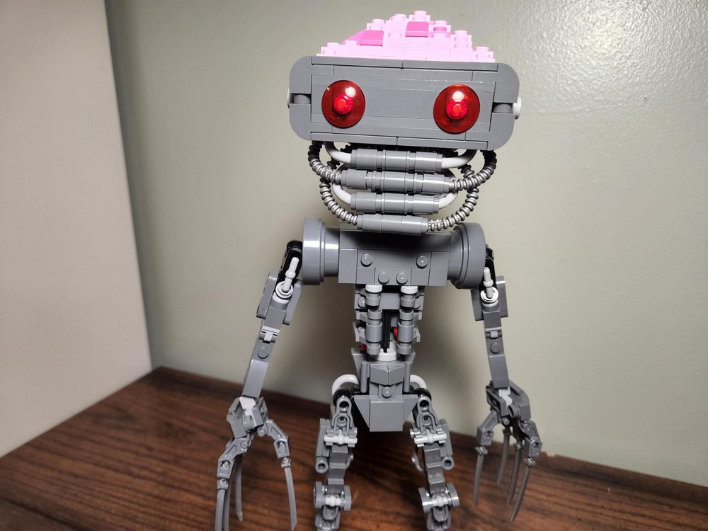 Lego Han Tyumi, The Confused Cyborg
