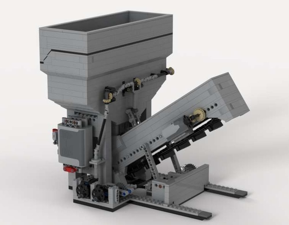 Lego Conveyor Belt with Bunker