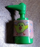 Lego Scala Accessories Bottle Pump with 2 Chickens and Waterdrops Pattern (Sticker) - Set 3112