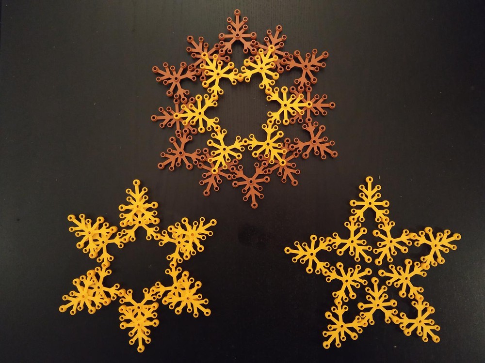 Lego Christmas stars and snowflakes