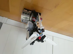 CL3V3R FAN