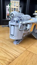 Razor Crest Playscale UCS