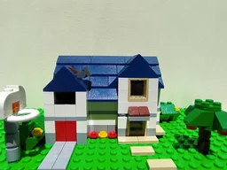 5891 - Mini Apple Tree House