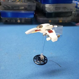 Micro E-Wing Starfigher (Refit)