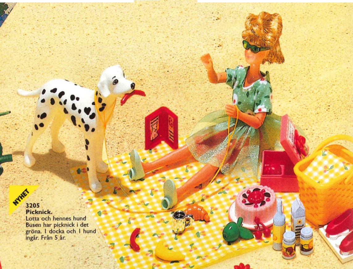Lego Julie's (Andrea's) Picnic Lunch