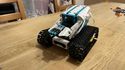 Robot Stunt Racer