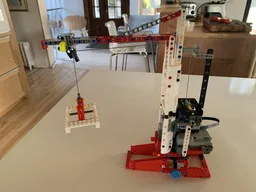 42145B Small Crane