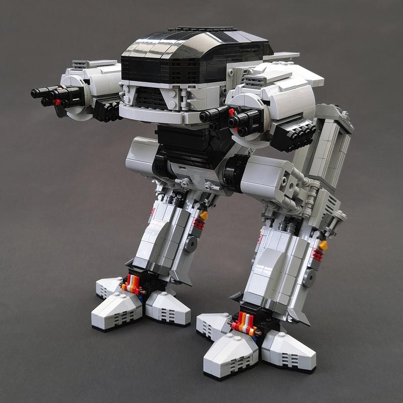 Lego UCS scale ED-209