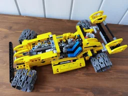 42006: Car with Custom Differential