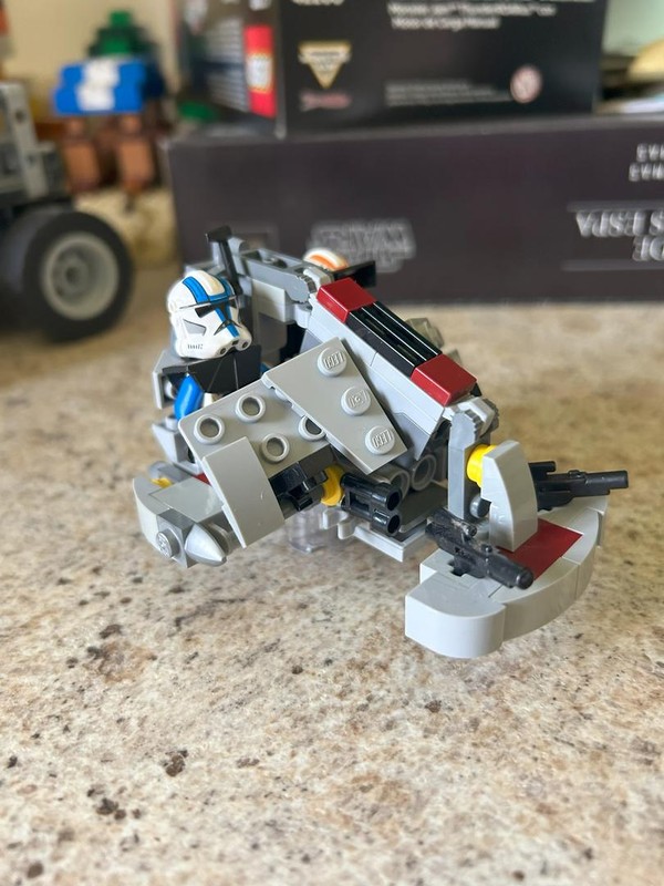 Lego Republic Swamp Speeder / ISP - 75345 Alternate Build