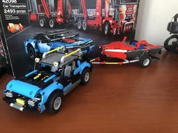 42098: SUV with Boat Trailer