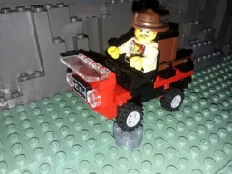 Steyr Puch Haflinger Minifig Scale