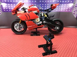 42107 Ducati Panigale V4 R display stand