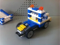 6913 Flatbed Truck
