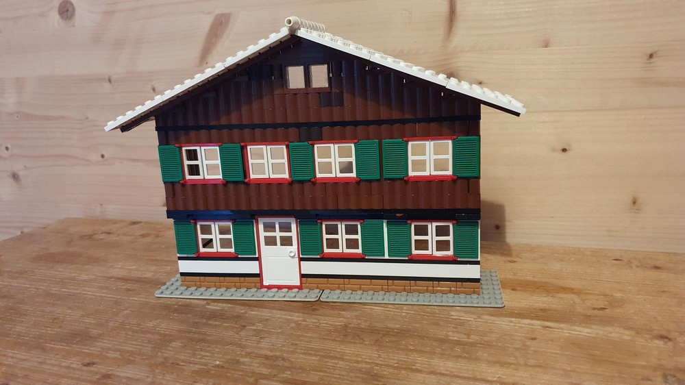 Lego Winterhouse 1