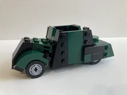 WW2 Beaverette Light Armoured Car (Camo Version)
