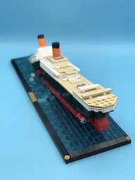 Titanic Sinking Scene