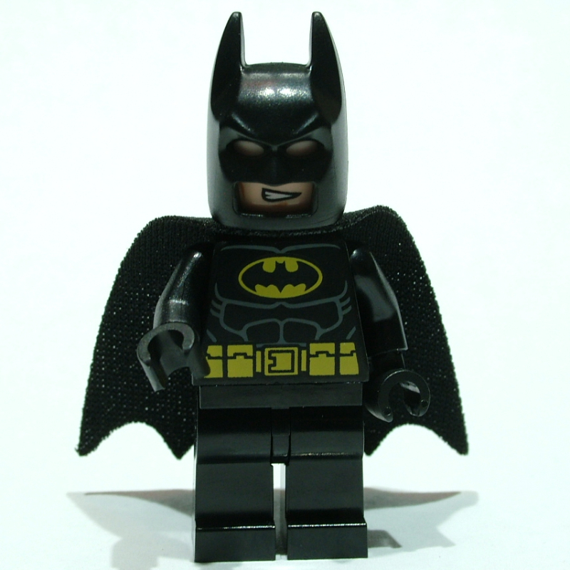 Lego Batman, Black Suit, Black Cape and Cowl, Yellow Batman Logo, White Headband (37157 Cape)