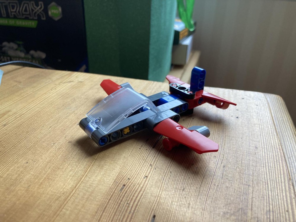 Lego 42148 alt. build: Airplane (Jet)