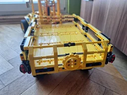 42114 alt Tractor + trailer