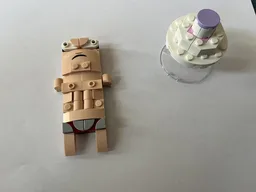 Henry and the cake