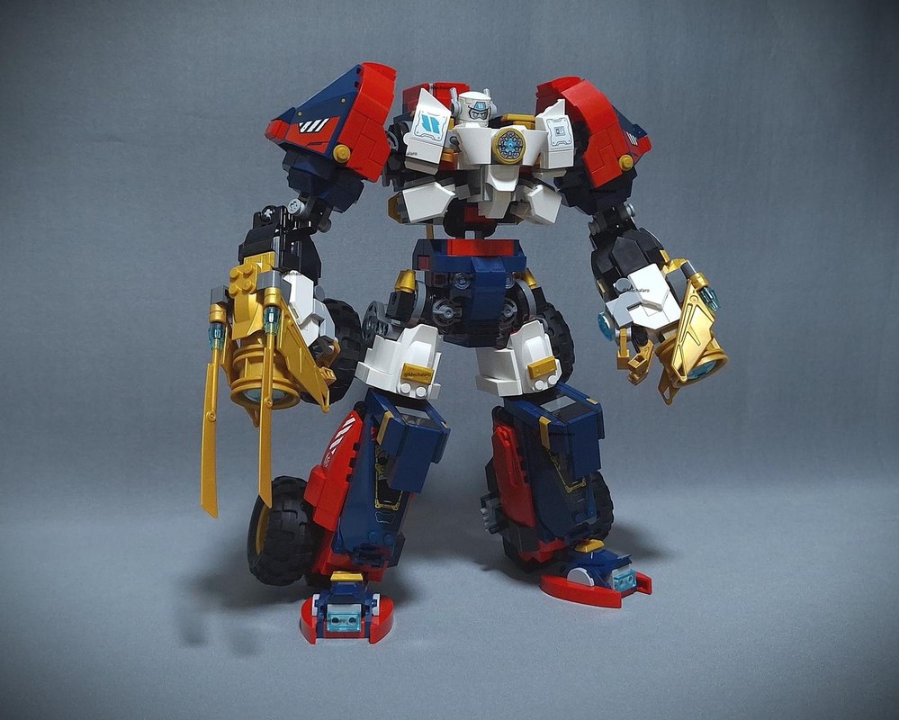 Lego Upgraded Zane's Ultra Combiner Mech v1