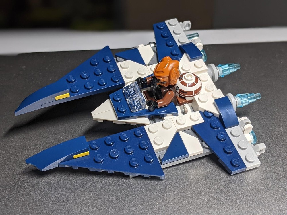 Lego 75400 Plo Koon's Mandalorian Fang Fighter Microfighter