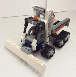 Tracked dumper