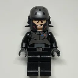 Agent Alexsandr Kallus, Helmet