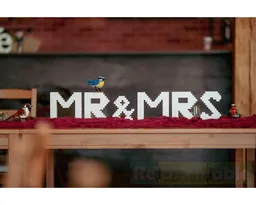 Mr. & Mrs. Wedding Table Decoration
